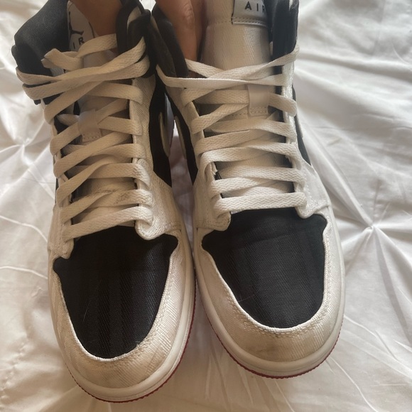 New High top Nike Jordan Edition - Picture 2 of 5